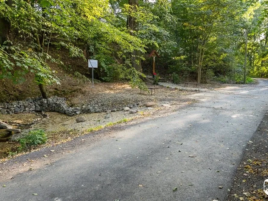 Źródełko pod świętą lipą